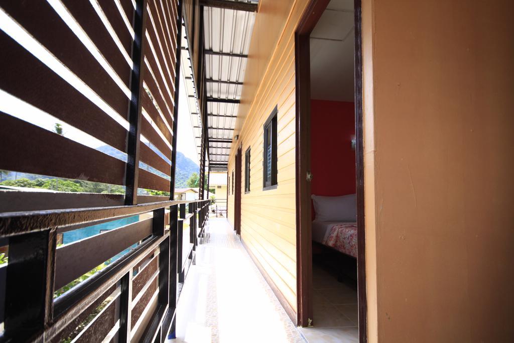 Appartamento Pongpan House Phi Phi Esterno foto