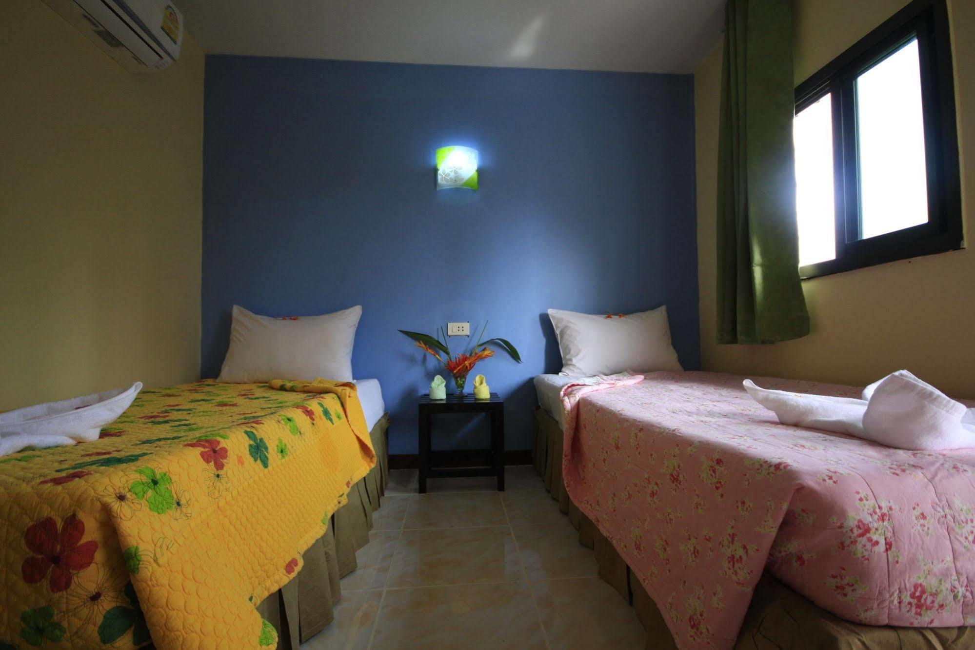 Appartamento Pongpan House Phi Phi Esterno foto